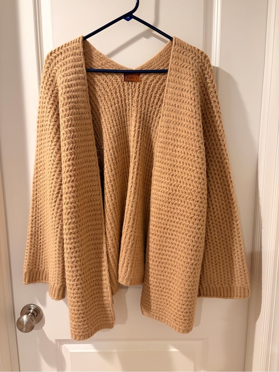 POL Sweaters - POL Camel Open-Front Knit Cardigan